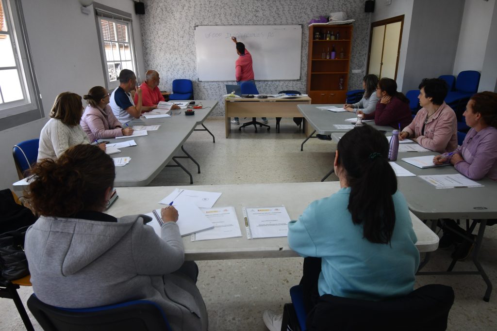 Programa de Empleo y Formación Cañete la Real