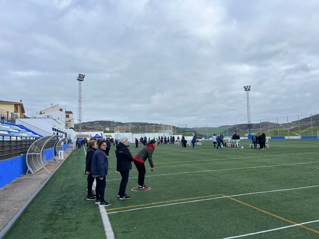 Petanca en Cañete la Real