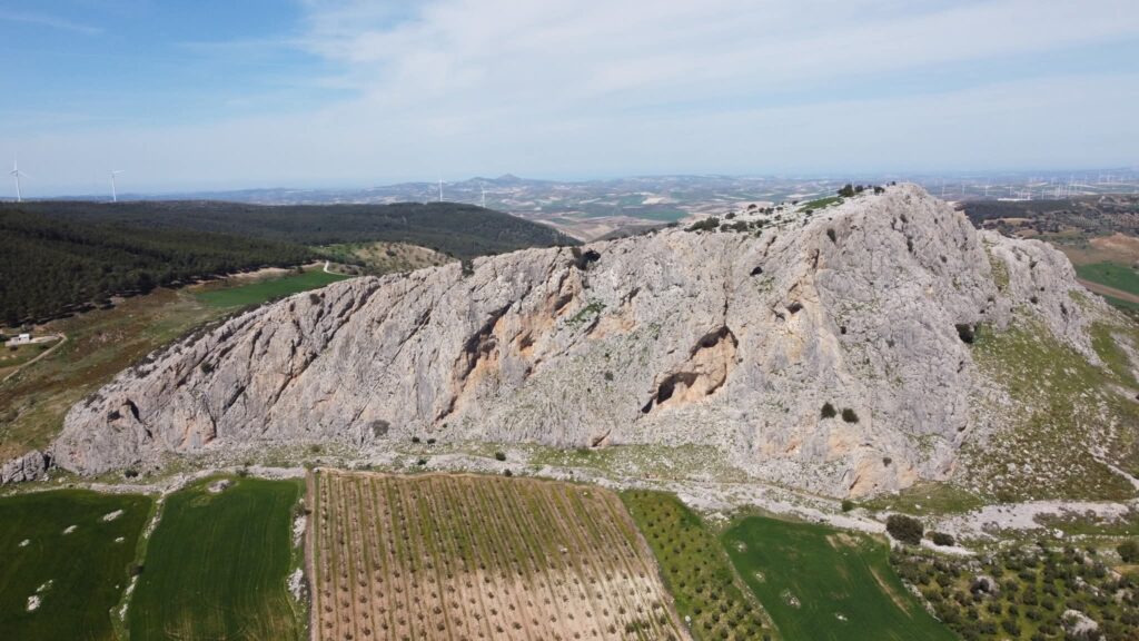 Arte Rupestre en Cañete la Real