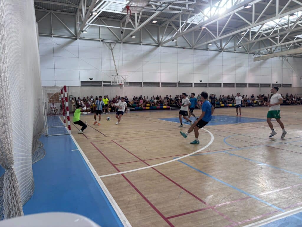 Cañete la Real Disfrutó de su Torneo 24 Horas de Fútbol Sala