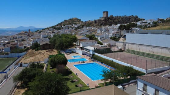 Abre el Restaurante «La Higuera» en la Piscina de Cañete la Real