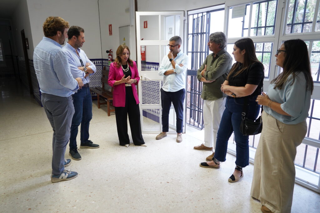 Delegada del Gobierno Andaluz visita Cañete la Real